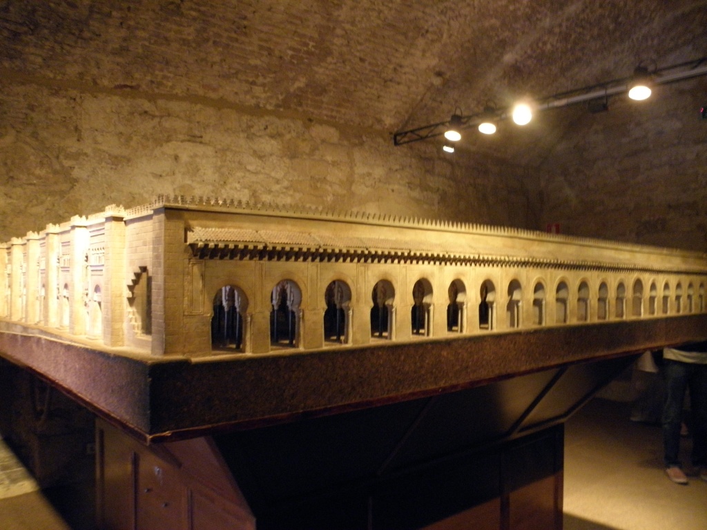 A model of the mosque before the Cathedral was built in it. In the Calahorra museum